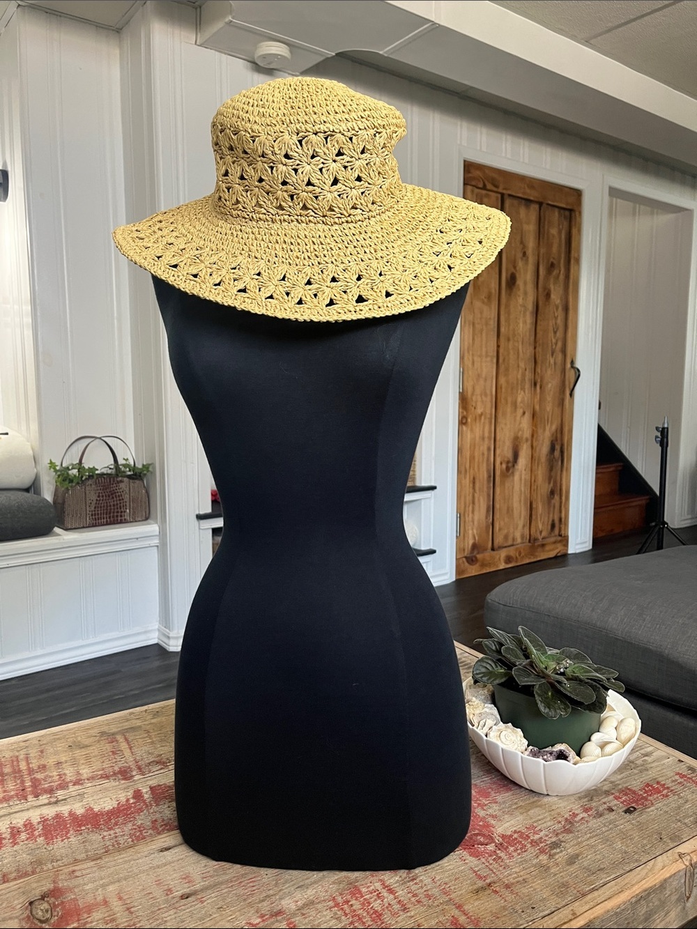aerie Crochet Sun Hat in Straw Yellow